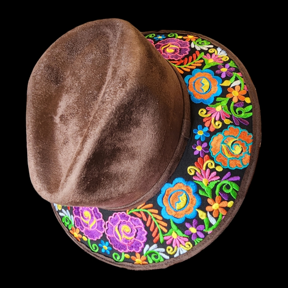 Embroidered hat